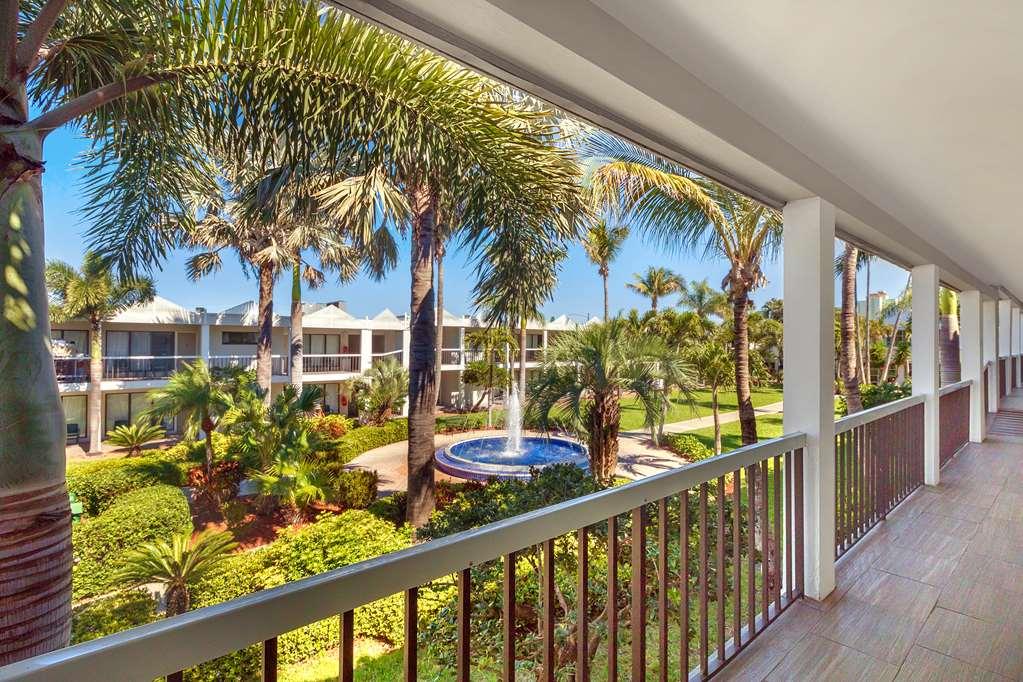 The Beachcomber St. Pete Beach Resort & Hotel Номер фото